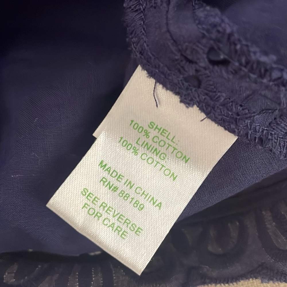 Lilly Pulitzer navy openwork broderie peplum top size 6 party evening S - Picture 9 of 9